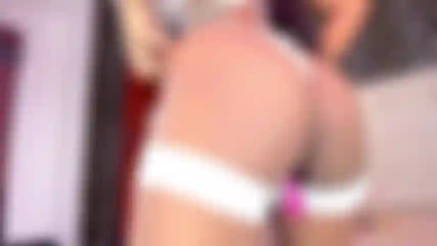 Montando um vibrador delicioso que faz minha bucetinha esguichar livremente até gozar.