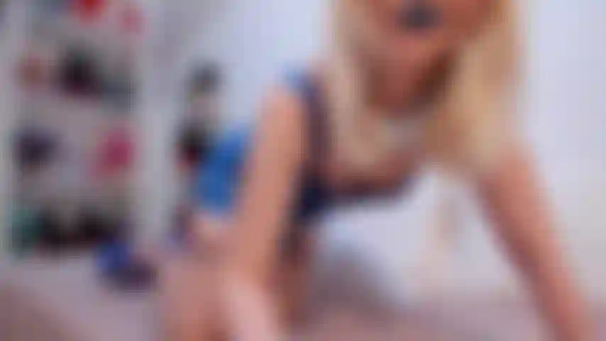 Uma senhora do látex.