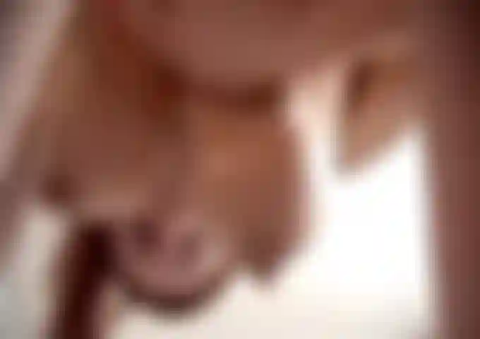 Meriem_shower @boobies e leitosa.