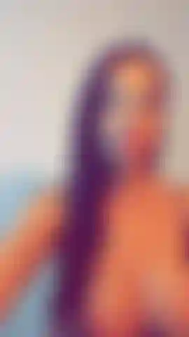 Chupando meu brinquedo bbc fundo e desleixado.