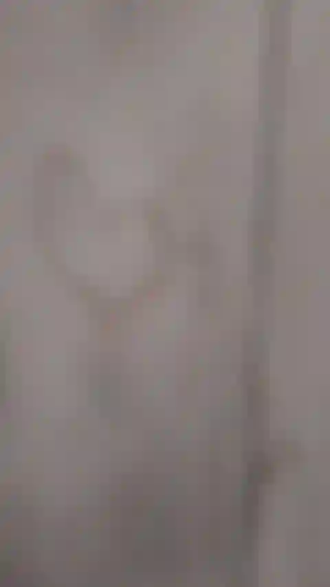 Venha comigo tomar banho, está calor aqui dentro. Will.