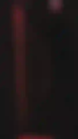 Adoro dançar enquanto você me olha.