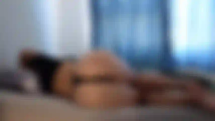 Milf alongamentos matinais.