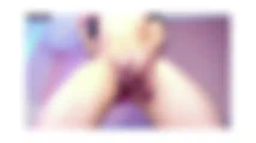 Tim goza na sua boca.