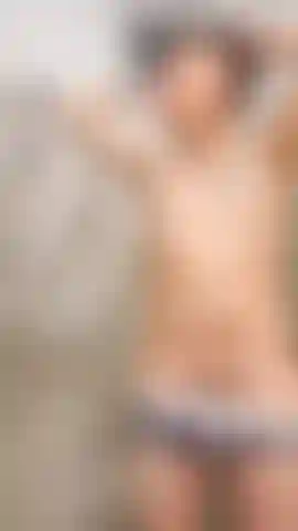 Take a horny shower with Cum