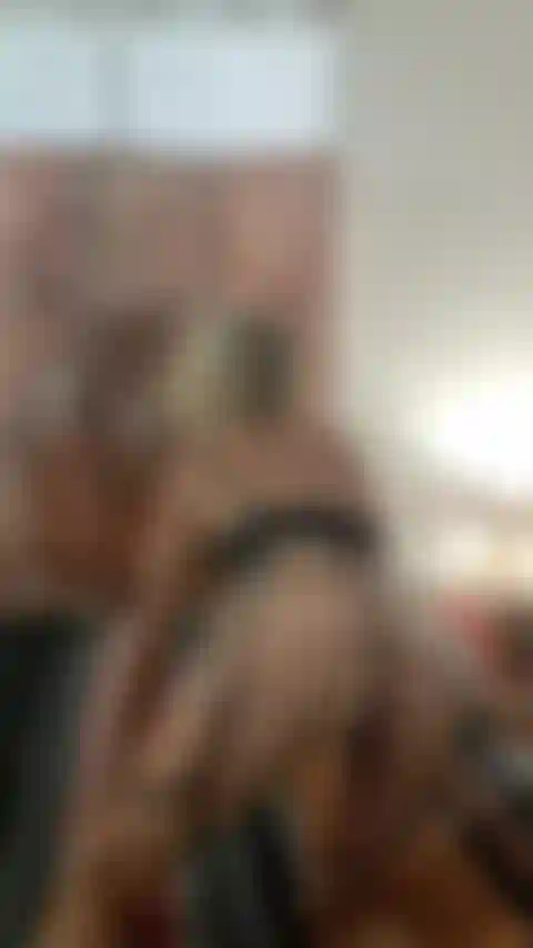 Brinco com meu vibrador.