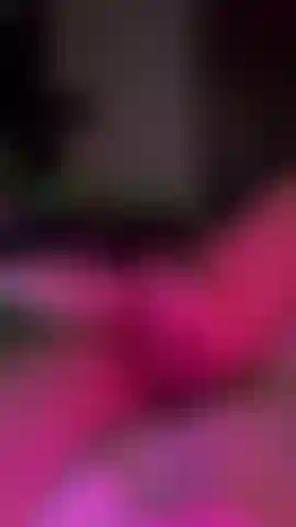 Fodendo minha buceta com meu vibrador de 8 polegadas.