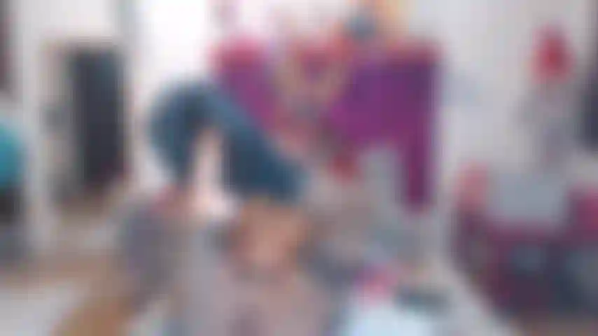 Foot-job com meias e correntes ita.