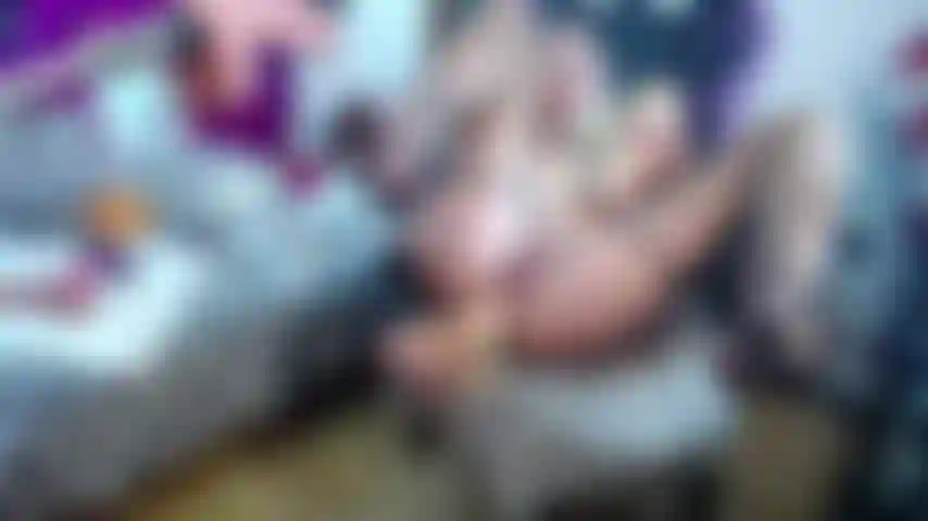 Masturbação solo dp grandes consolos.