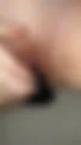 Acordei me sentindo uma gostosa safada hoje… então naturalmente filmei.