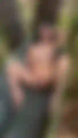 Masturbação por natureza.