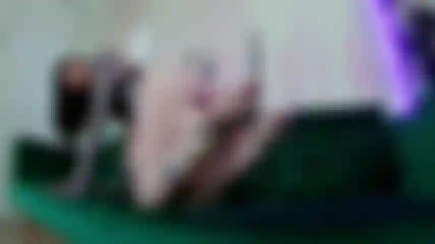 Fetiche por pés, adoração de bunda joi.