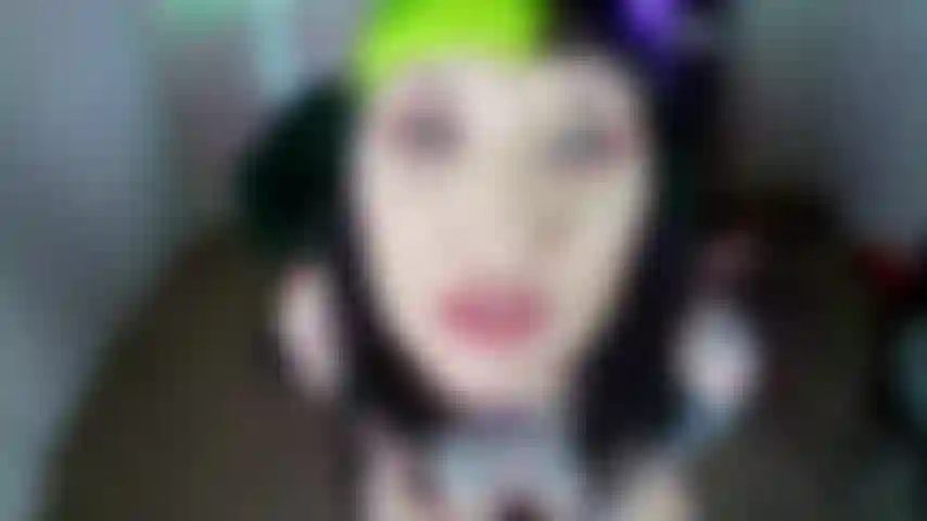 Joi com fetiche por pés nus.