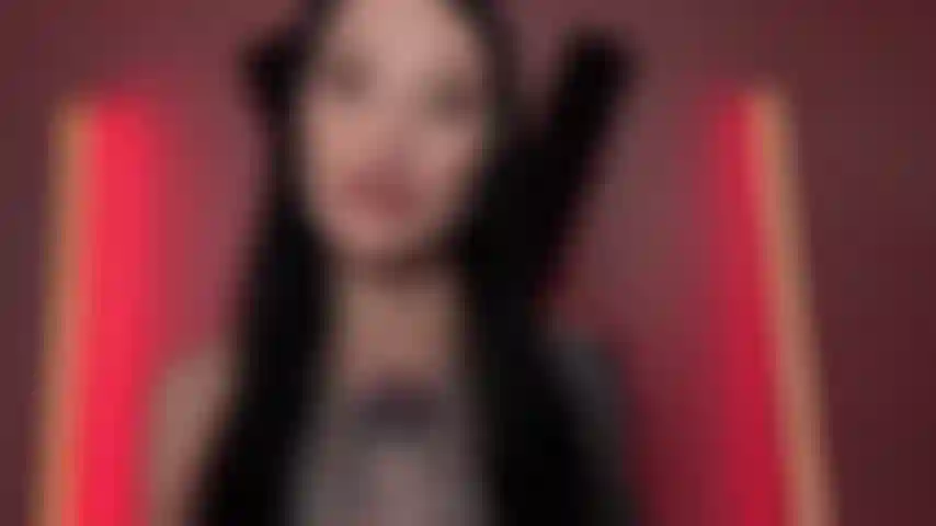 8 Chupando e cuspindo saltos de botas.