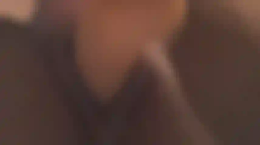 Fodendo minha buceta molhada de perto :).