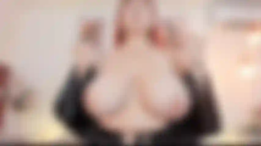 Quero você toda no meu rosto e nos meus peitos.